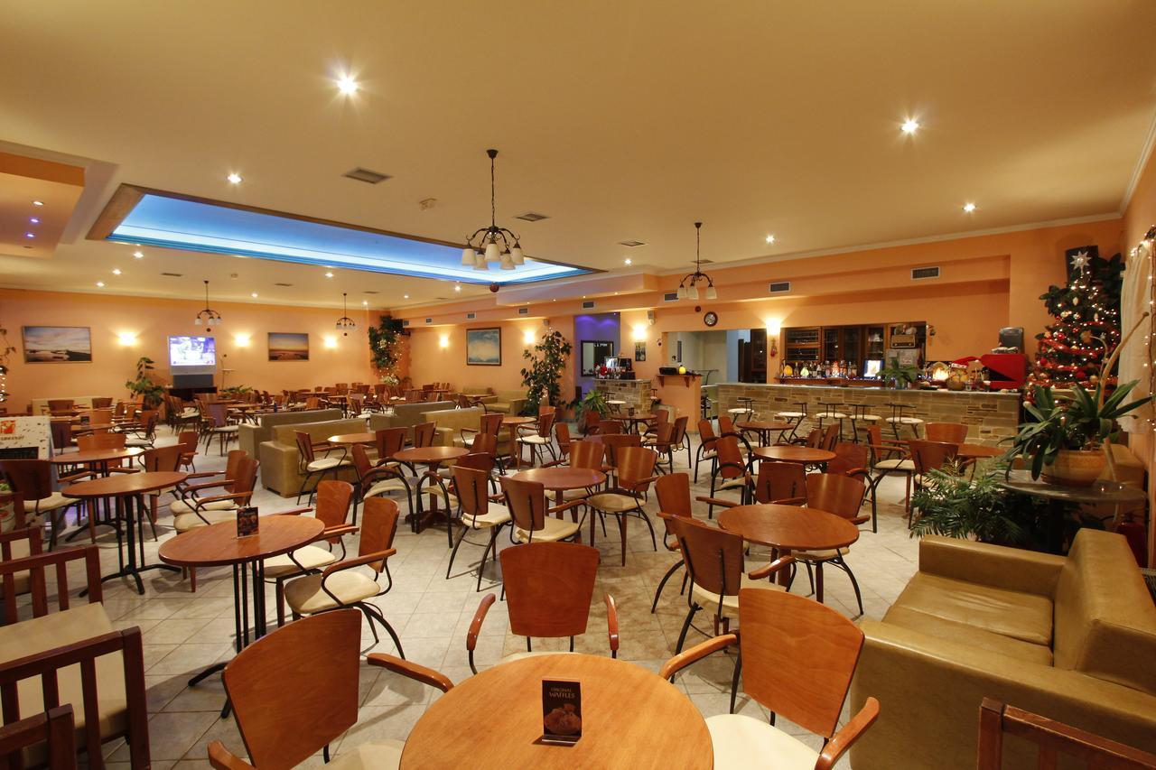 Thea Hotel Paralia Kimis Exterior photo